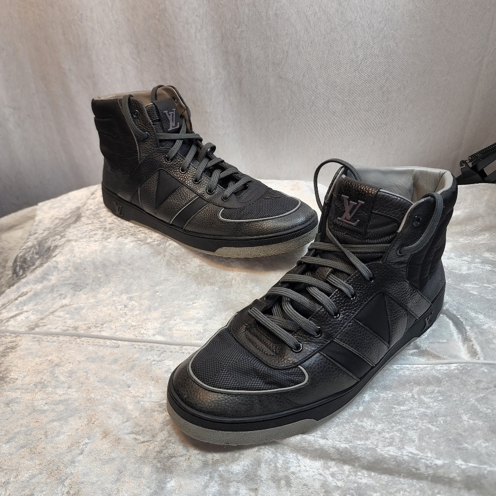 Louis Vuitton black leather high tops LV Size 8, US size 9. Authentic LV!